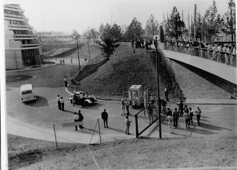 The scene as the standoff began. 31 Connollystrasse is on the left. From McPhedran’s private collection.